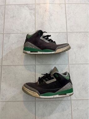 Nike Air Jordan 3 Retro Pine Green Size 10.5 Men's Sneakers